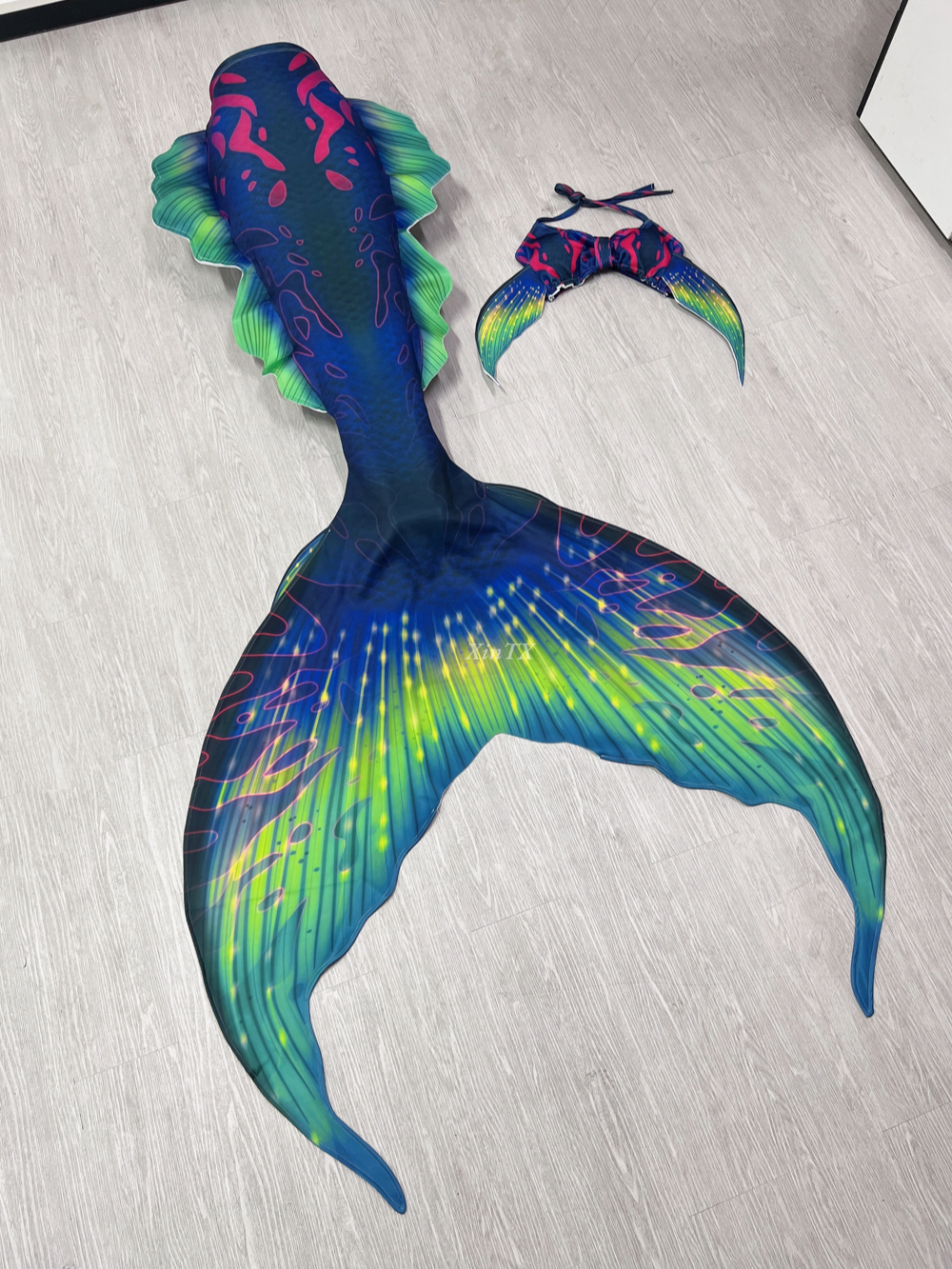 New Adult Mermaid Tail Fish Ta - Aquarium Fish In recensione e prezzo